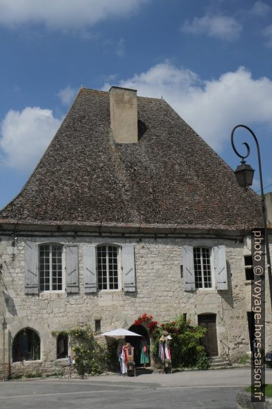 Maison des dîmes à Issigeac. Photo © Alex Medwedeff