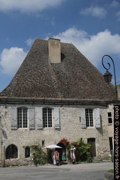 Maison des dîmes à Issigeac. Photo © Alex Medwedeff