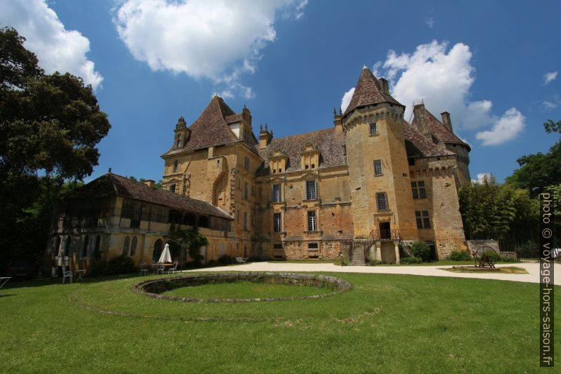 Château de Lanquais. Photo © Alex Medwedeff