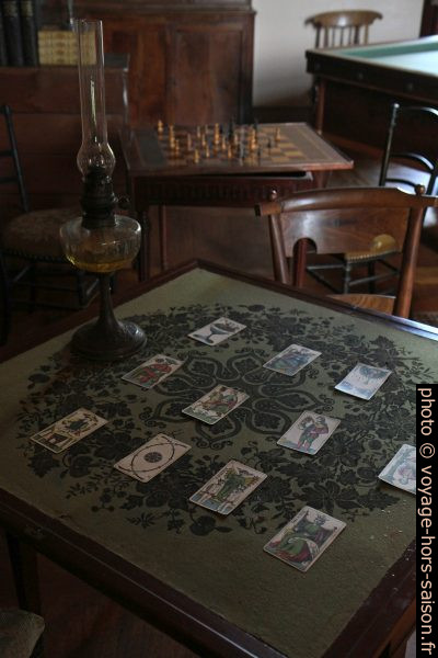 Salle de jeux du Château de Lanquais. Photo © Alex Medwedeff