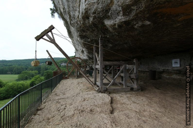 Treuil horizontal de la Roque Saint-Christophe. Photo © André M. Winter