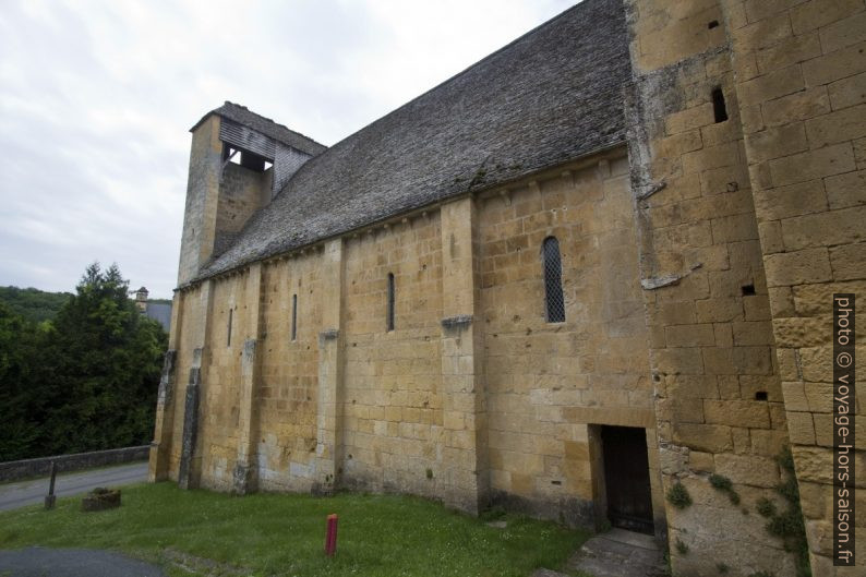 Face sud-est de l'église de Tayac. Photo © André M. Winter