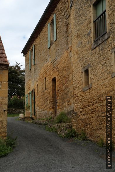 Maisons de Tayac. Photo © Alex Medwedeff