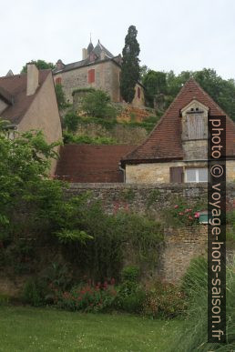 Colline de Limeuil. Photo © Alex Medwedeff