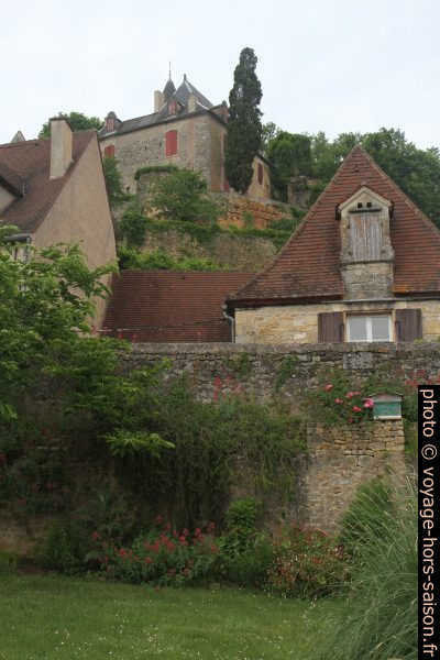 Colline de Limeuil. Photo © Alex Medwedeff