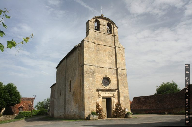 L'église romane fortifiée de Fanlac. Photo © Alex Medwedeff