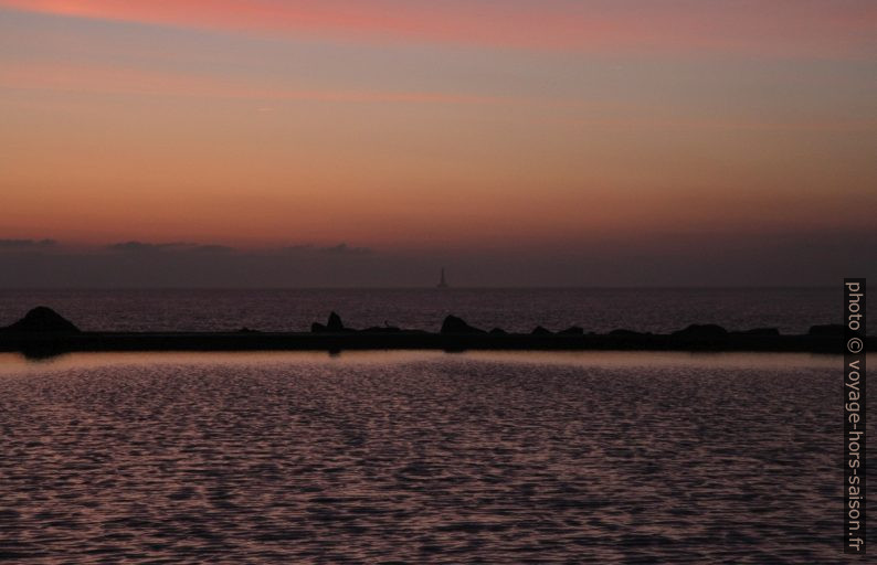 Phare de Cordouan après le coucher du soleil. Photo © Alex Medwedeff