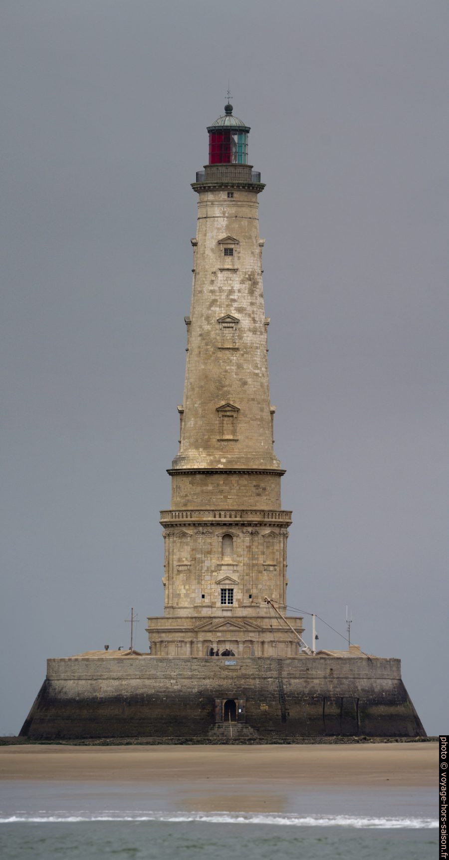 Phare de Cordouan et sa face principale. Photo © André M. Winter