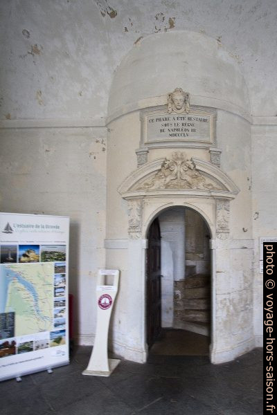 Accès à l'escalier en colimaçon au rez-de-chaussée du Phare de Cordouan. Photo © André M. Winter