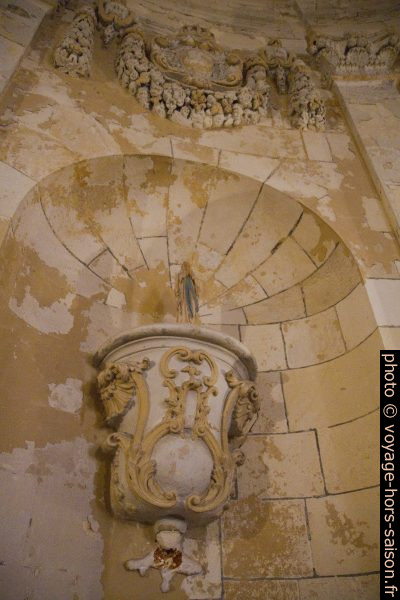 Chapelle latérale dans la chapelle du Phare de Cordouan. Photo © Alex Medwedeff