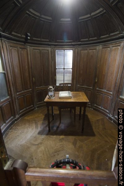 Salle de veille du Phare de Cordouan. Photo © André M. Winter