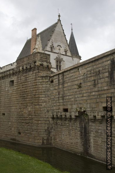 La tour du Fer-à-Cheval du Château des ducs de Bretagne. Photo © Alex Medwedeff