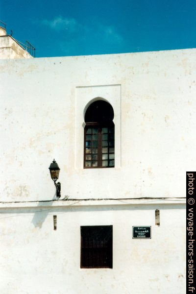 Fenêtre arabe. Photo © Alex Medwedeff
