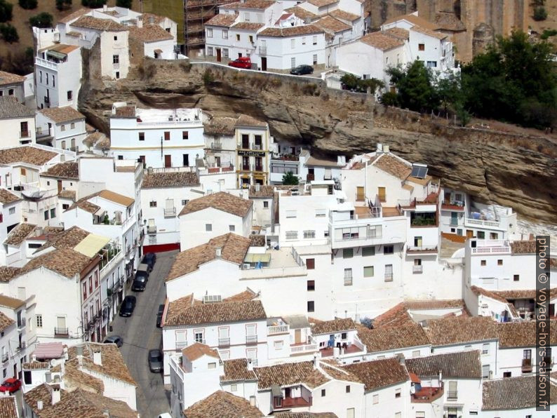 Les maisons du canyon de Setenil de las Bodegas. Photo © André M. Winter