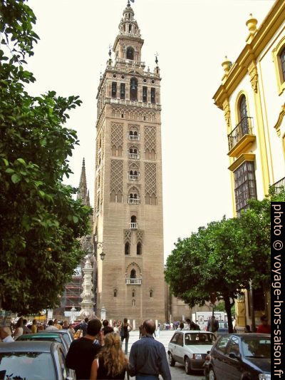 La Giralda de Sevilla. Photo © André M. Winter