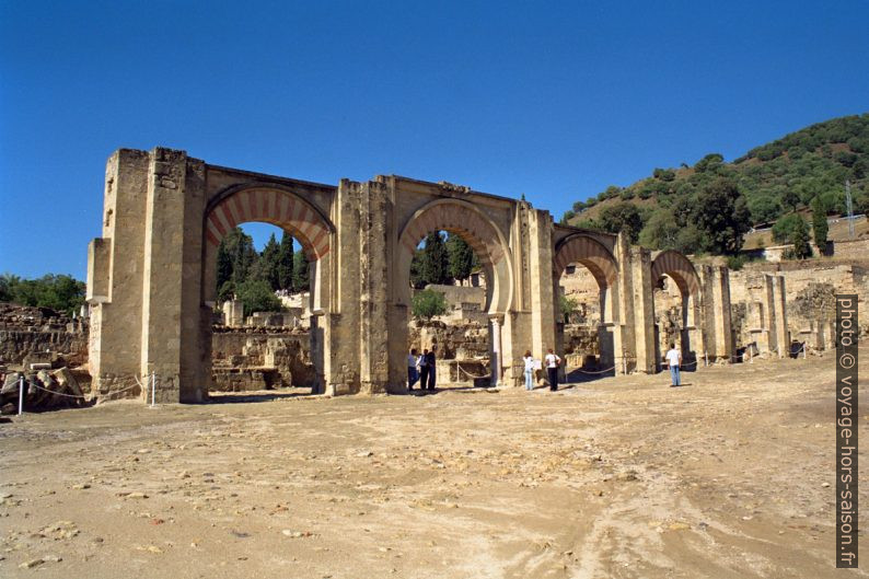 Gran Pórtico de Medinat Al-Zahra. Photo © André M. Winter