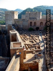 Plaza de Armas dans l'Alhambra. Photo © André M. Winter