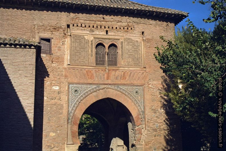 La Puerta del Vino de l'Alhambra. Photo © Alex Medwedeff