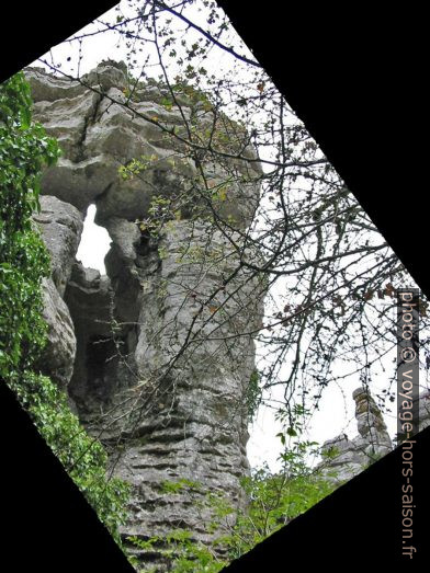 Arche naturel à El Torcal de Antequera. Photo © André M. Winter