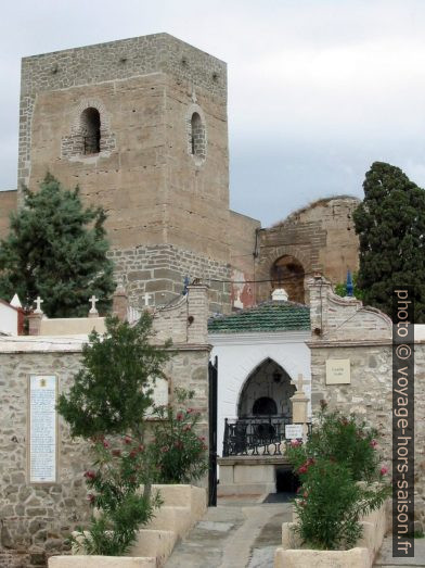 Castillo Árabe de Álora. Photo © André M. Winter