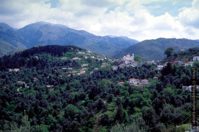 Village de Lakki. Photo © André M. Winter