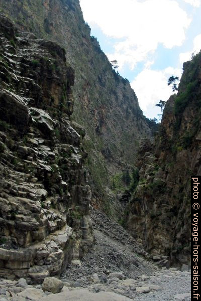 Les parois du Canyon de Samaria. Photo © André M. Winter