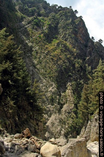 Parois rocheuses des Gorges de Samaria. Photo © André M. Winter