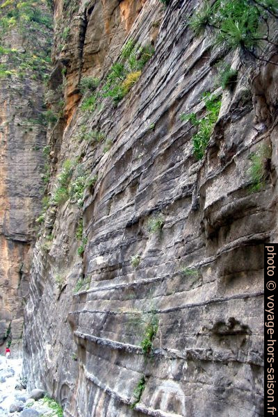 Paroi rabotée des Gorges de Samaria. Photo © André M. Winter