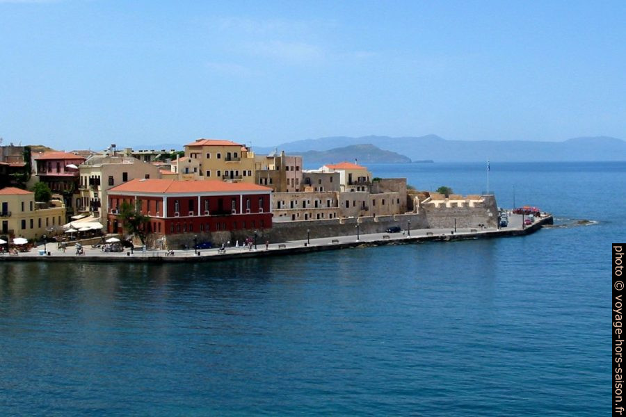Le Fort Firkas et le musée de la marine de la Canée. Photo © André M. Winter