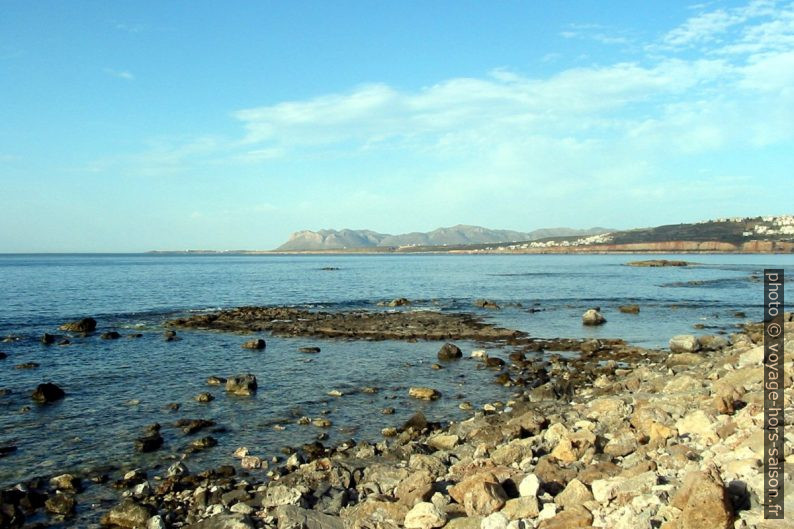 Côte de la Presqu'île d'Akrotiri. Photo © André M. Winter