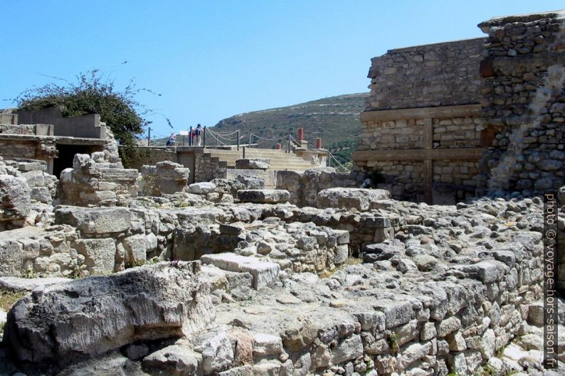 Ruines à l'ouest de Cnossos. Photo © André M. Winter