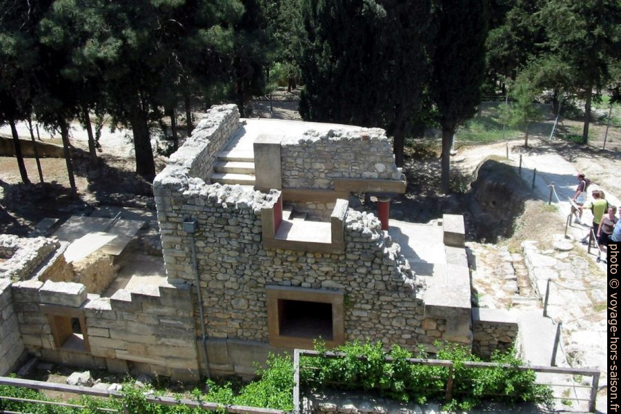 Ruines au sud-est de Cnossos. Photo © André M. Winter
