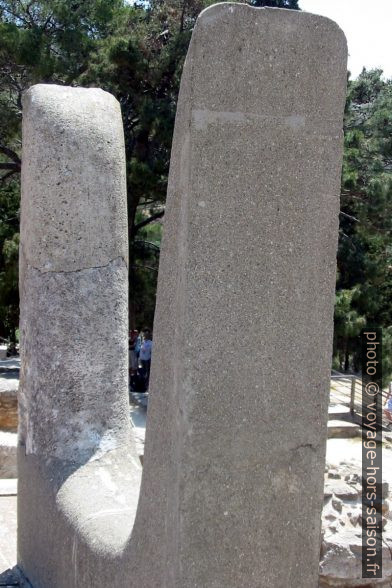 Les cornes de taureau stylisées de Cnossos. Photo © André M. Winter