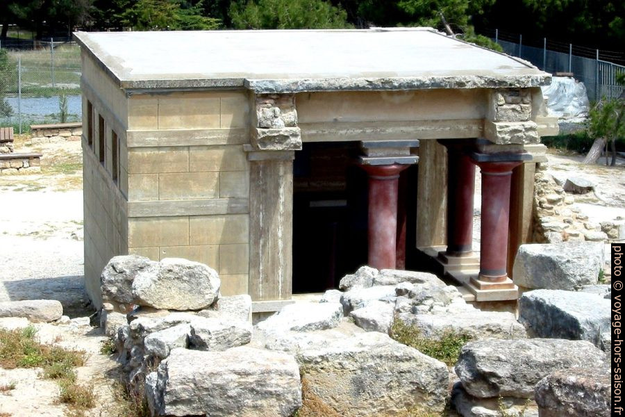 Le portique nord-ouest de Cnossos. Photo © André M. Winter