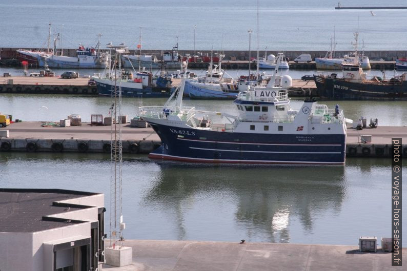 Bateau de pêche VA-82-LS Nesejenta af Mandal à Hansthom. Photo © André M. Winter