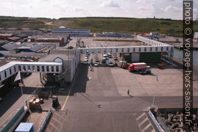 Passerelles et accès véhicules au port de Hanstholm. Photo © André M. Winter