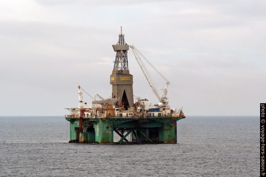Plateforme de forage Leiv Eiriksson. Photo © André M. Winter