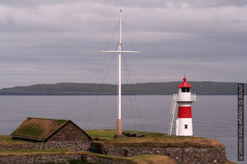 Phare sur le Fort Skansin à Tórshavn. Photo © André M. Winter