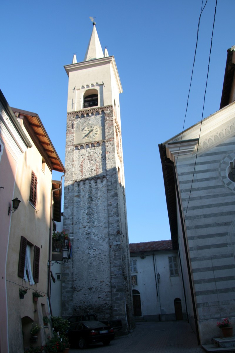 Clocher de l'église paroissiale de San Lorenzo. Photo © André M. Winter
