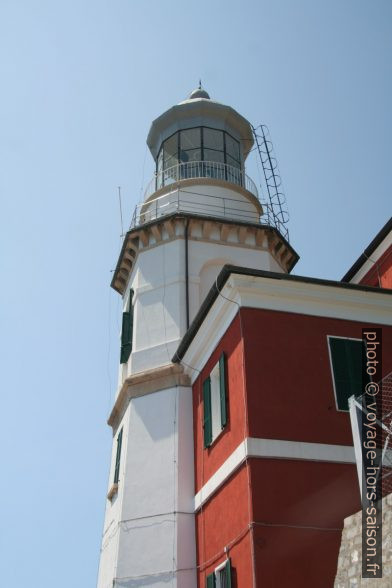 Il Faro di Capo Mele. Photo © André M. Winter