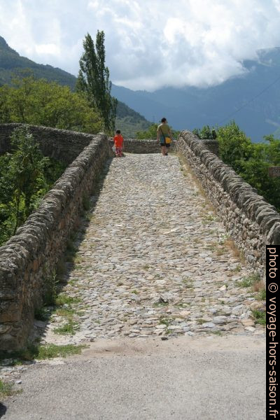 Montée nord du Pont du Coq. Photo © André M. Winter
