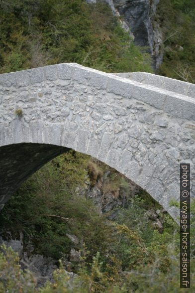 Voûte du Pont de Madame. Photo © Alex Medwedeff