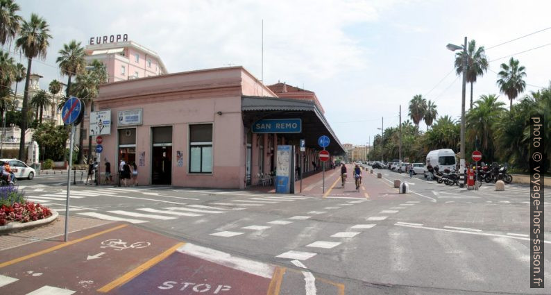 L'ancienne gare de San Remo. Photo © André M. Winter