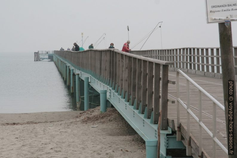 Ponton de l'embarcadère du Lido di Volano. Photo © André M. Winter