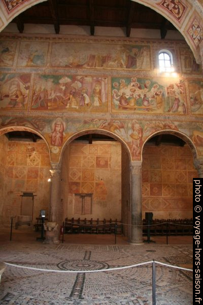 Sol est fresques de l'Abbaye de Pomposa. Photo © André M. Winter