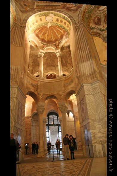 Architecture intérieure de la Basilica San Vitale. Photo © André M. Winter