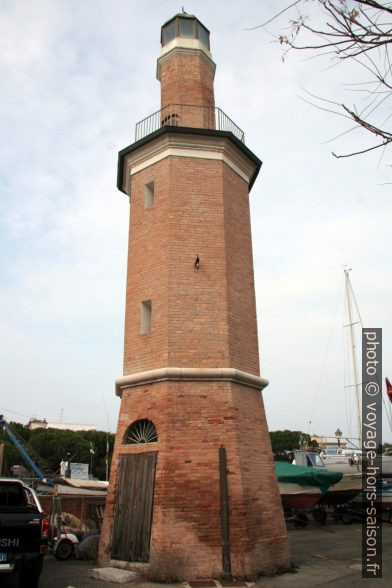 Faro di Cervia. Photo © André M. Winter