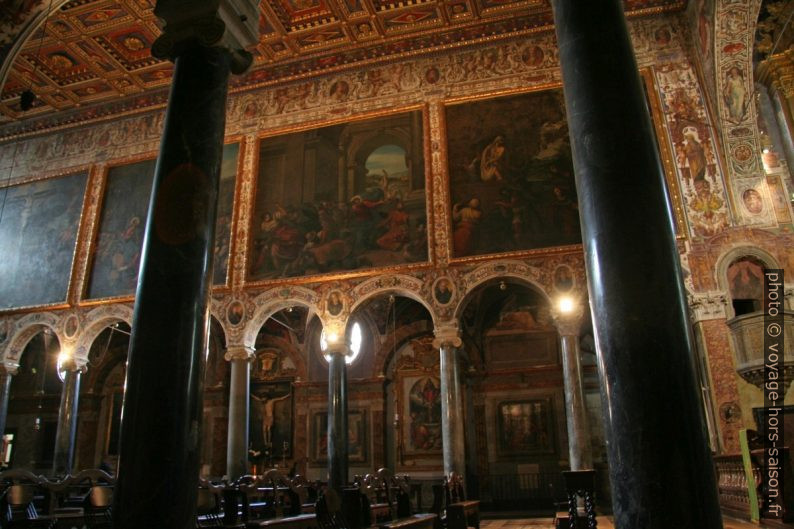Peintures à l'huile de la Basilica di San Pietro. Photo © André M. Winter