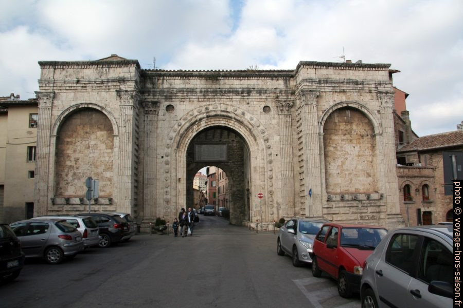 Porta di San Pietro. Photo © André M. Winter