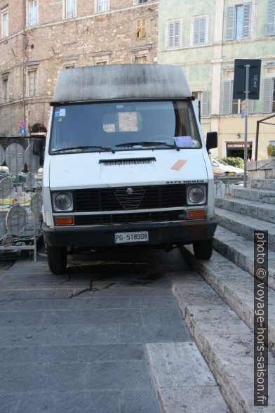 Camionnette Alfa Romeo 35 AR 8. Photo © André M. Winter